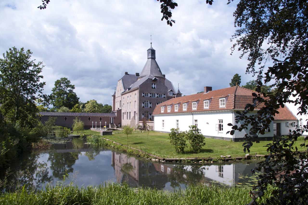 Bed and Breakfast Kasteel Aldenghoor Haelen Exteriér fotografie